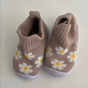 Floral Knit Kids Shoes - Brown